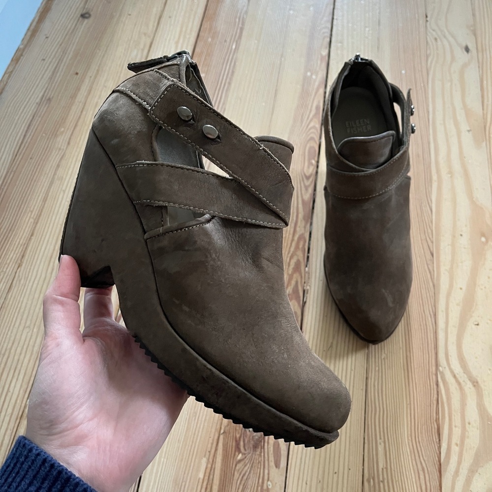 Eileen Fisher Brown Suede Wedge Ankle Booties Strappy Nubuck Cutout Back Zip 7.5